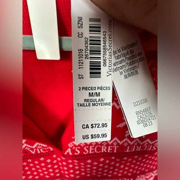 NWT Christmas Victoria’s Secret two-piece thermal/cotton  matching PJ set - Picture 4 of 6